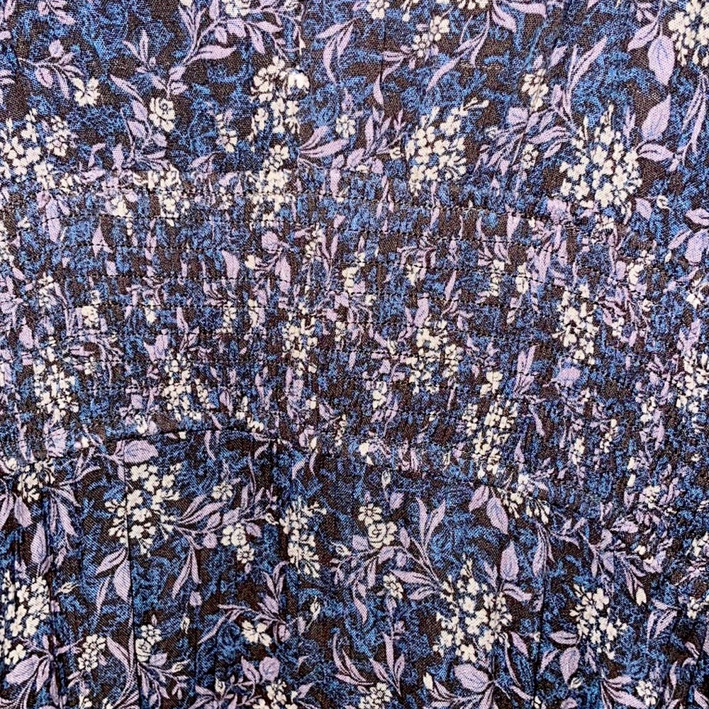 dreamy blue floral dress , size Small